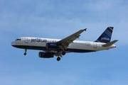 B6356 Flight Status JetBlue Airways: Providenciales to New.